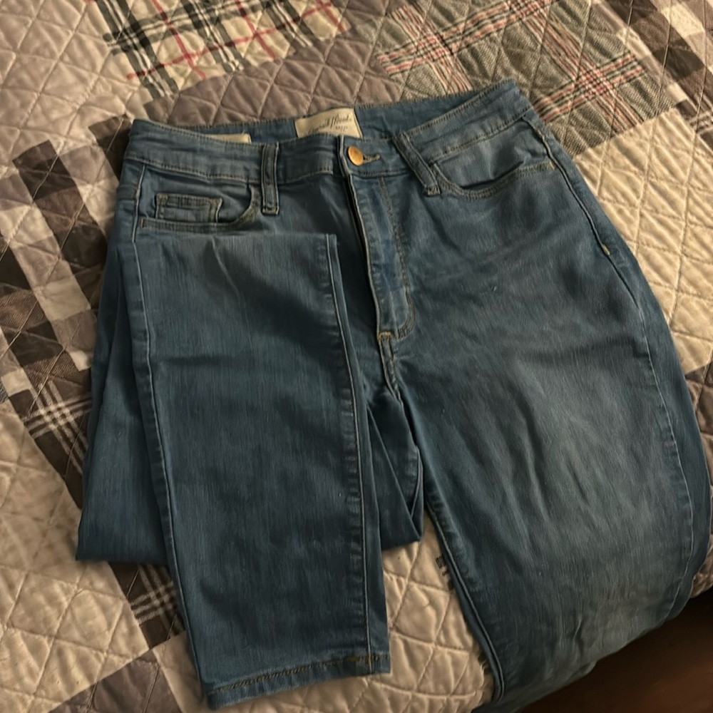 Universal Thread Blue High Rise Skinny Jeans